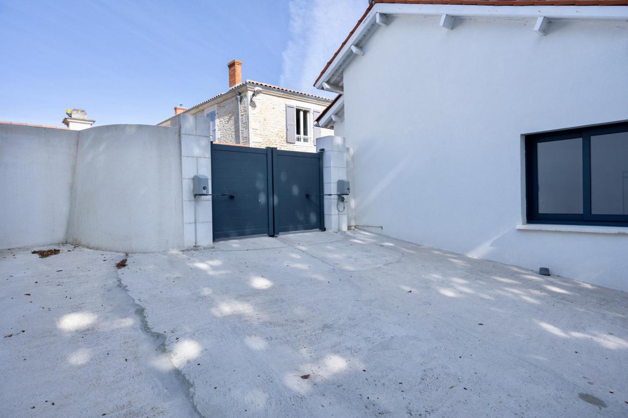 Maison T4 Climatisee Avec Jacuzzi A Lagord Eksteriør billede